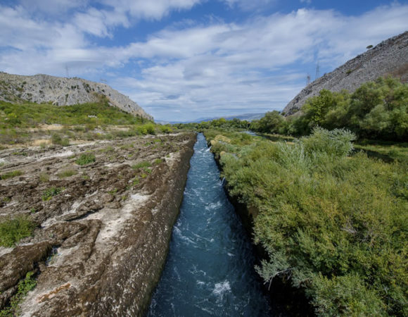 Buna canals