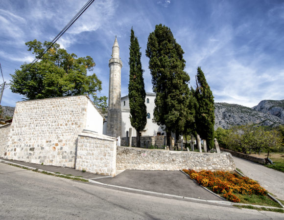 Town centre with Sultan Suleiman’s Mosque